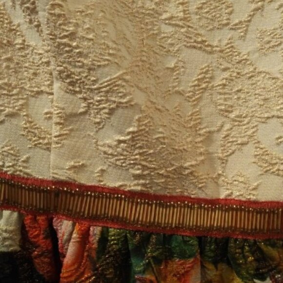 Adrianna Papell - Capsleeve gown - Floral Colorblock - beaded waist - maxi dress - Picture 3 of 3